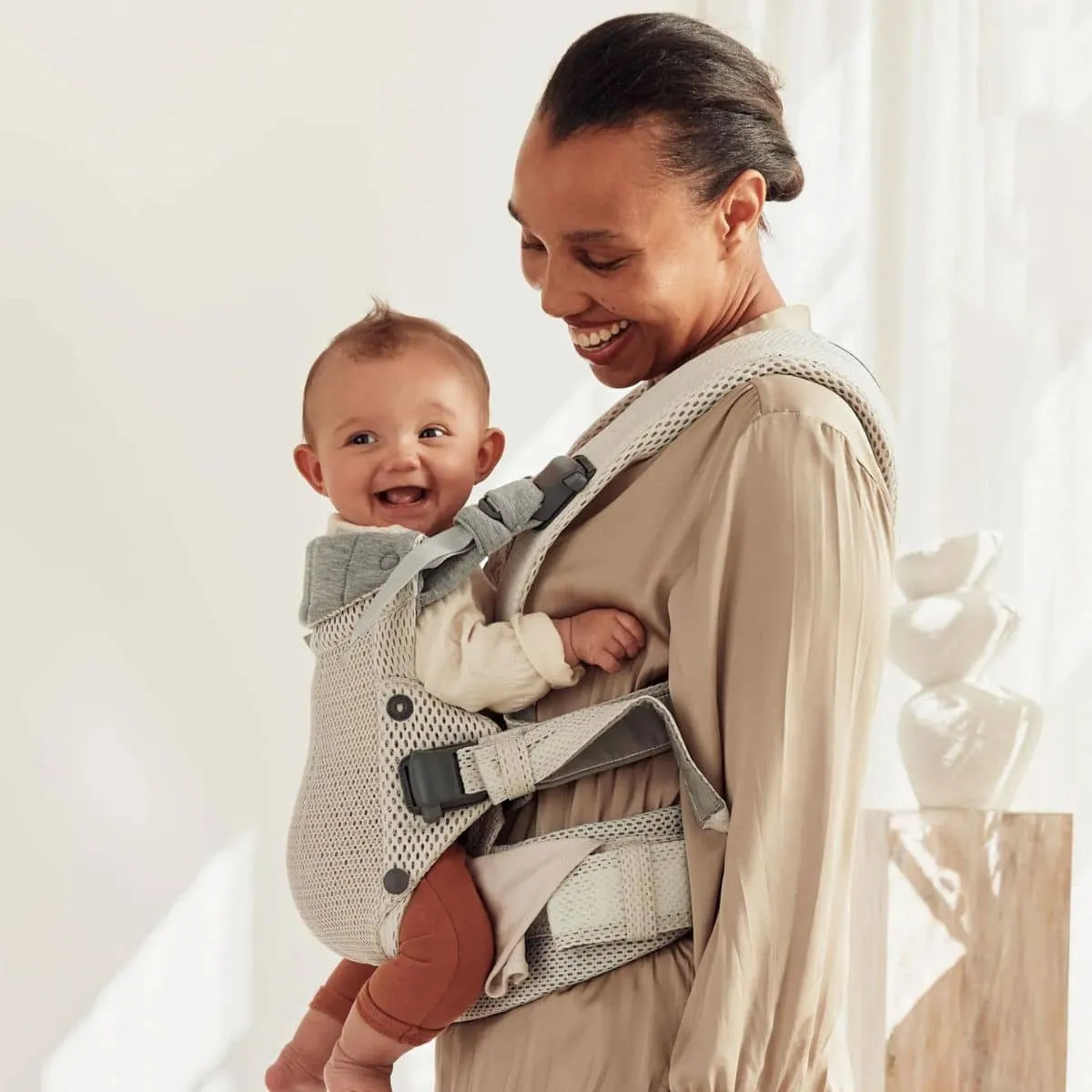 BabyBjorn Baby Carrier Harmony - Cream 3D Mesh