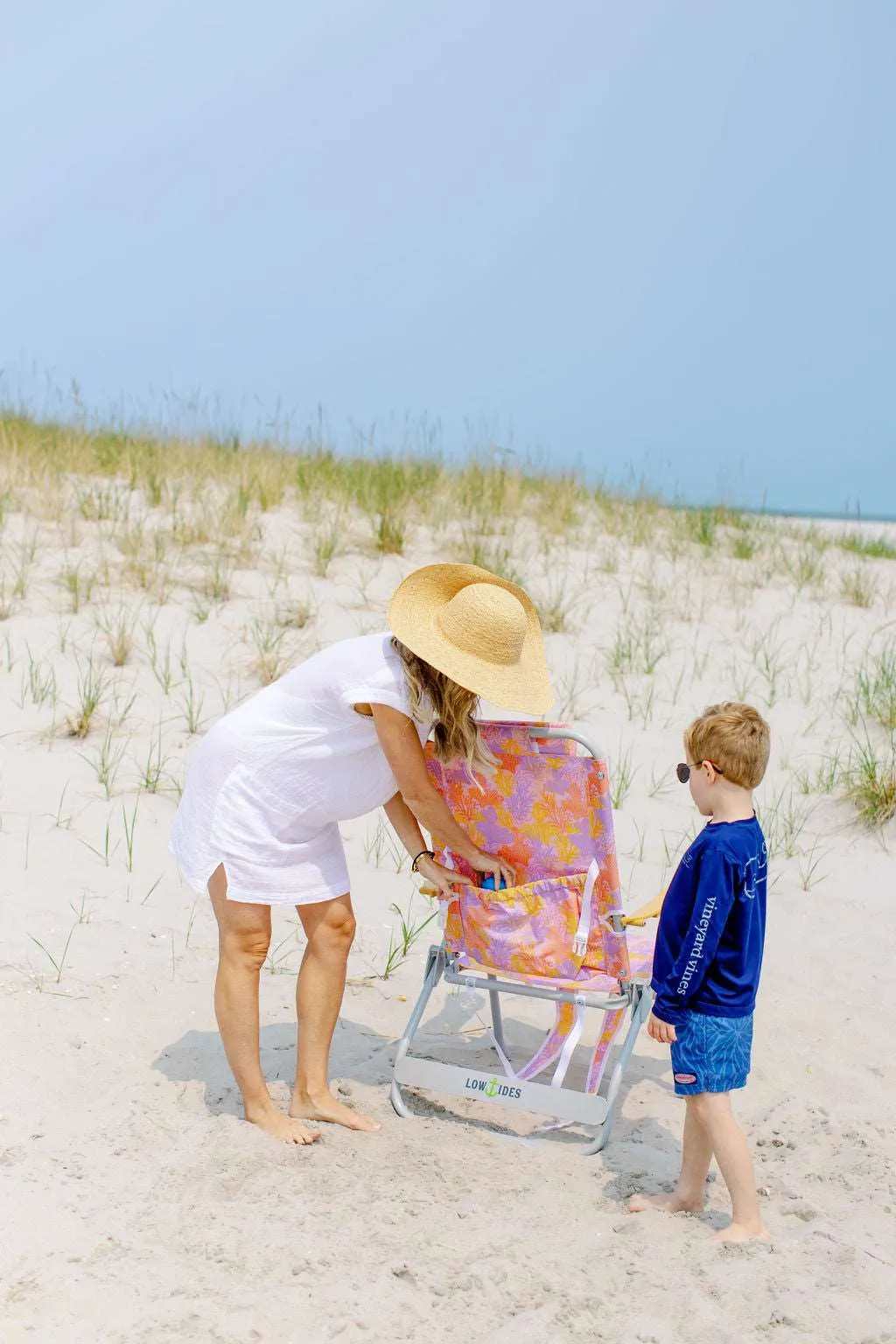 Dune High Beach Chair in Coral Reef