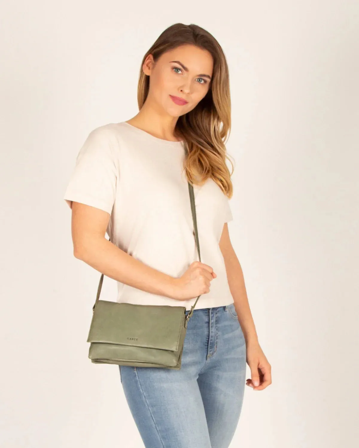 Eloise Flap Bag (Camel)