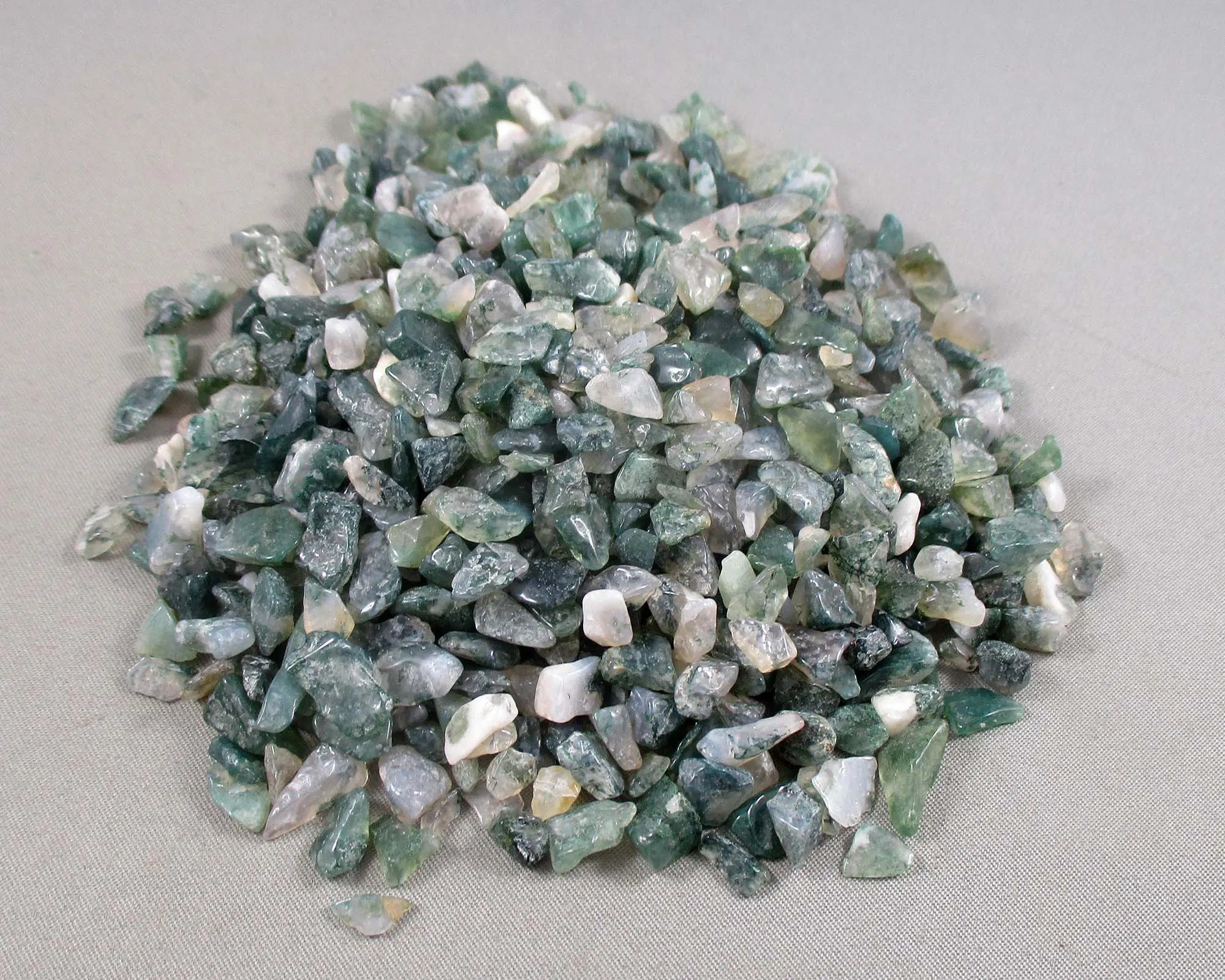 Moss Agate Stone Chips 100g - Undrilled (G062)