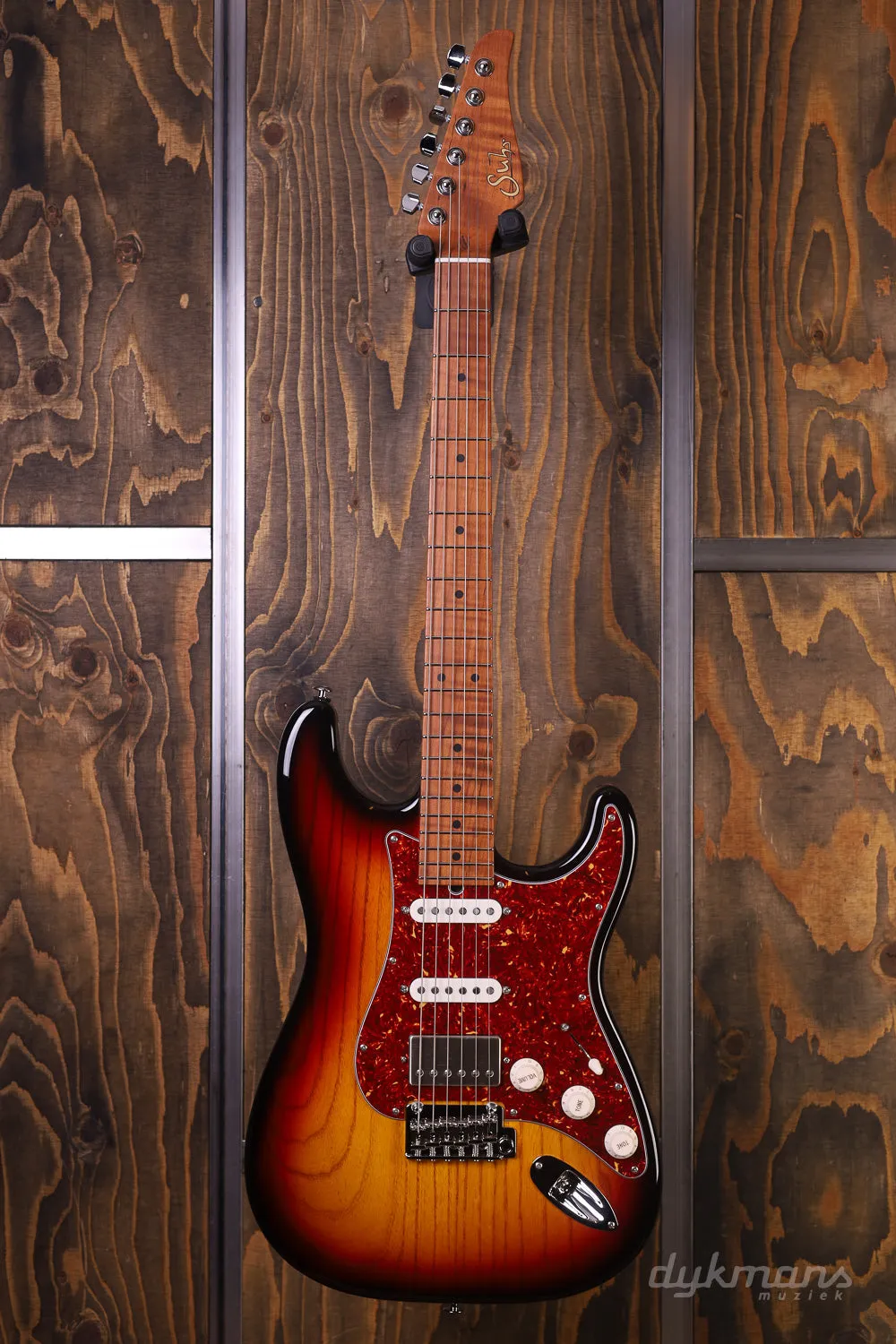 Suhr Classic S Swamp Ash Limited 3-Tone Sunburst