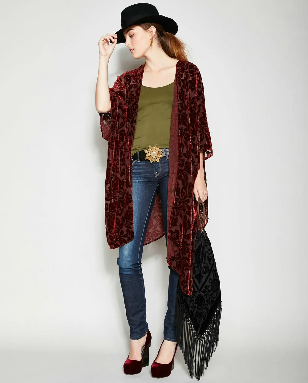 THE LEANDRA VELVET KIMONO