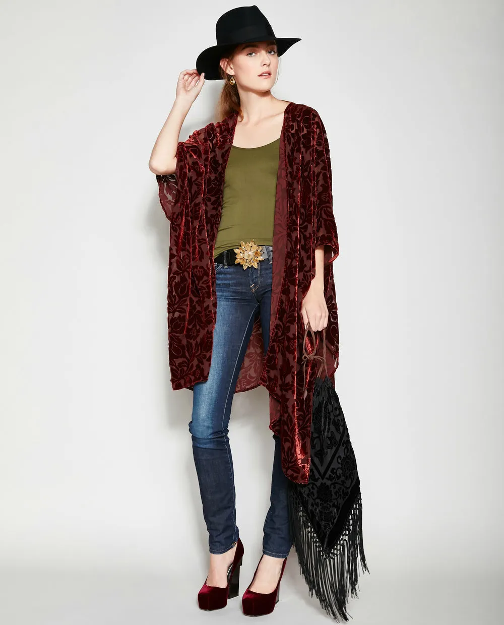 THE LEANDRA VELVET KIMONO