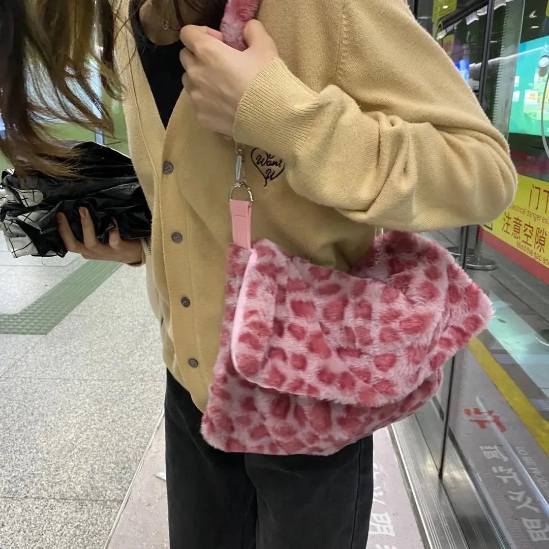 Uniwim Lovely Pink Leopard Print Girls Furry Handbags Small Tote Soft Plush Women Large Shoulder Bag Fashion Ladies Crossbody Bags